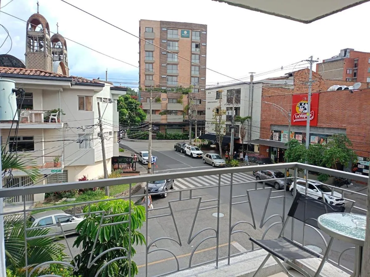 Excelente Ubicacion En La 70-Laureles Apartment Medellin