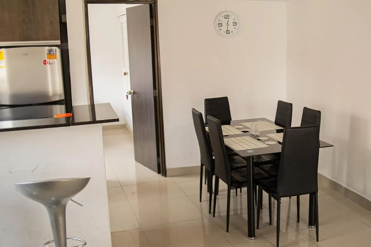 Excelente Ubicacion En La 70-Laureles Apartment Medellin Colombia