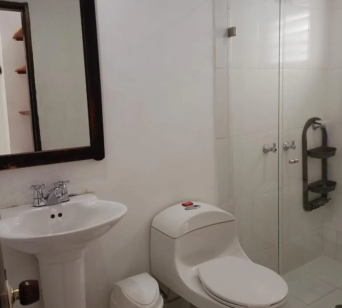 Excelente Ubicacion En La 70-Laureles Apartment Medellin 0*,  Colombia