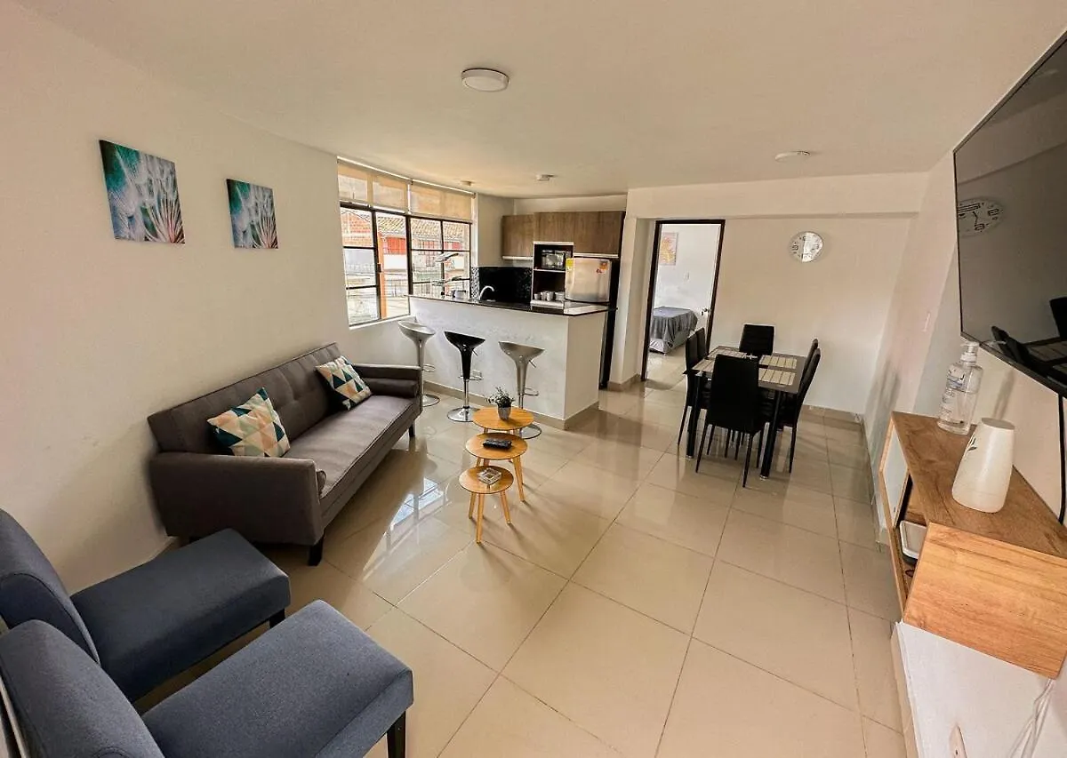 Excelente Ubicacion En La 70-Laureles Apartment Medellin